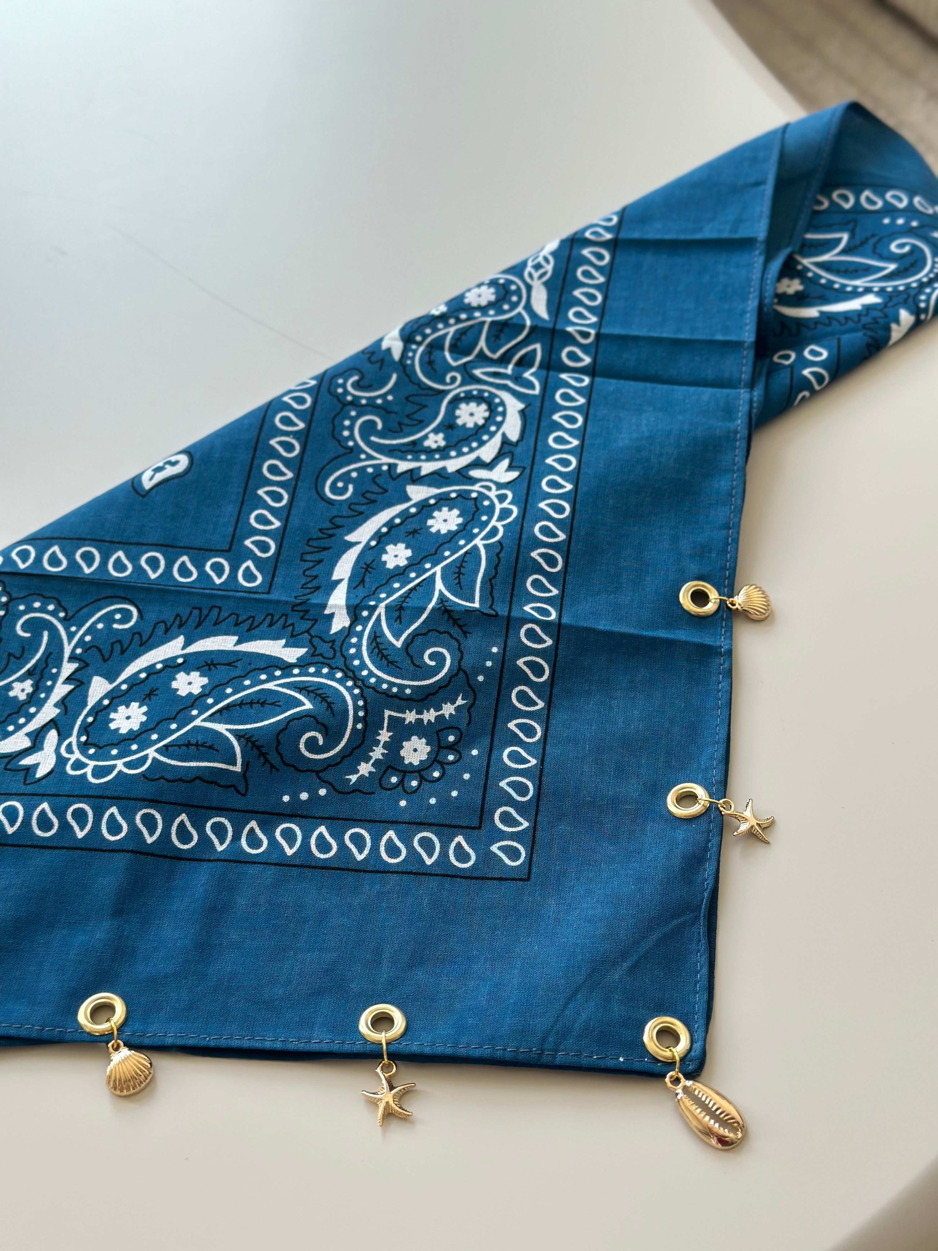 Bandana à Charms