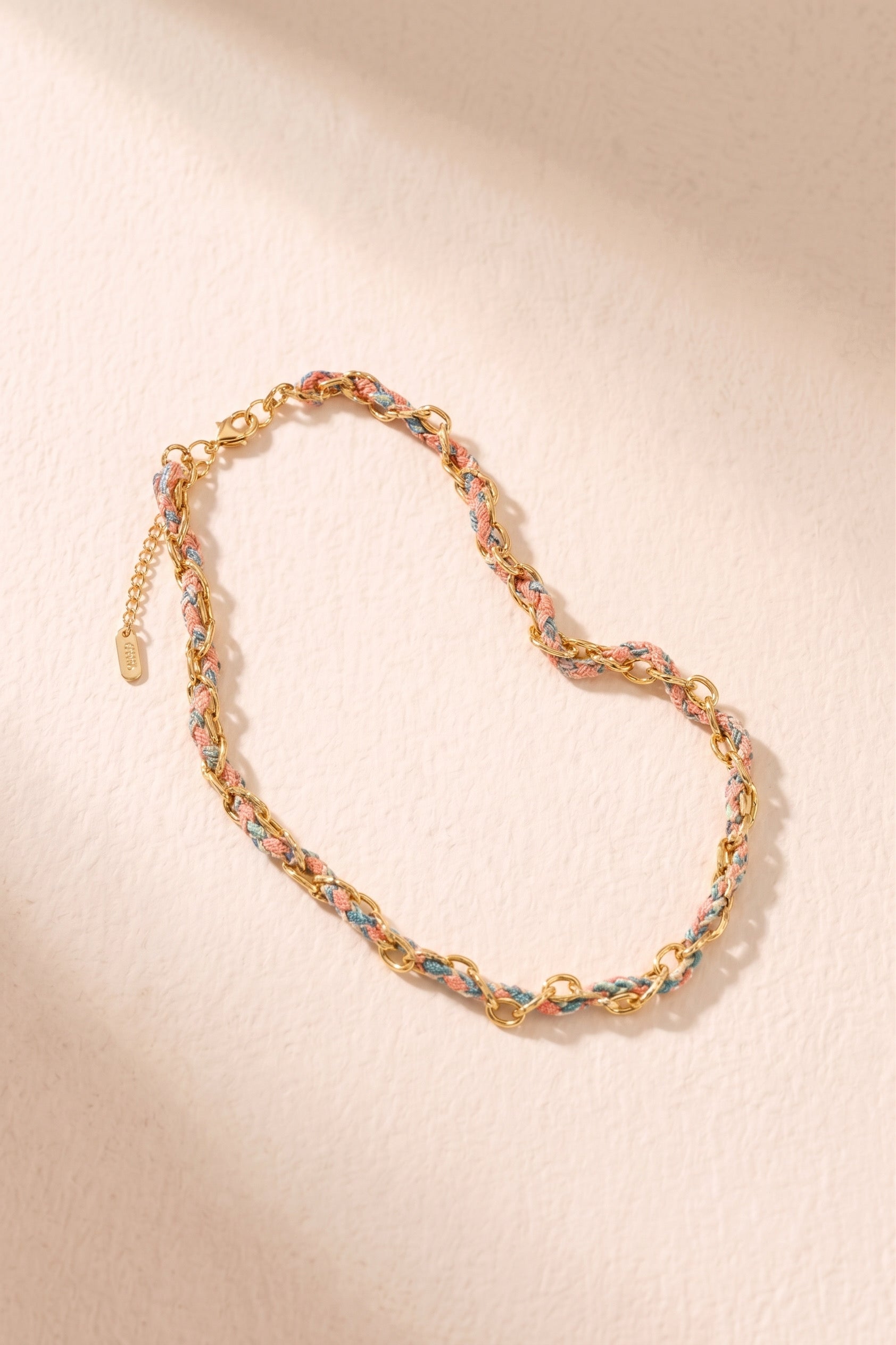 Collier tressé avec maillon