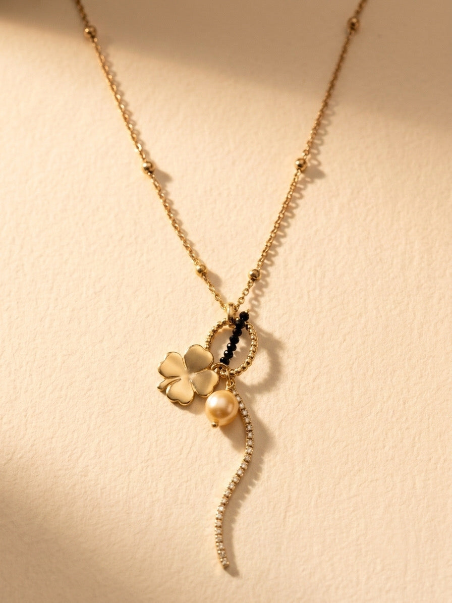 Collier Nova