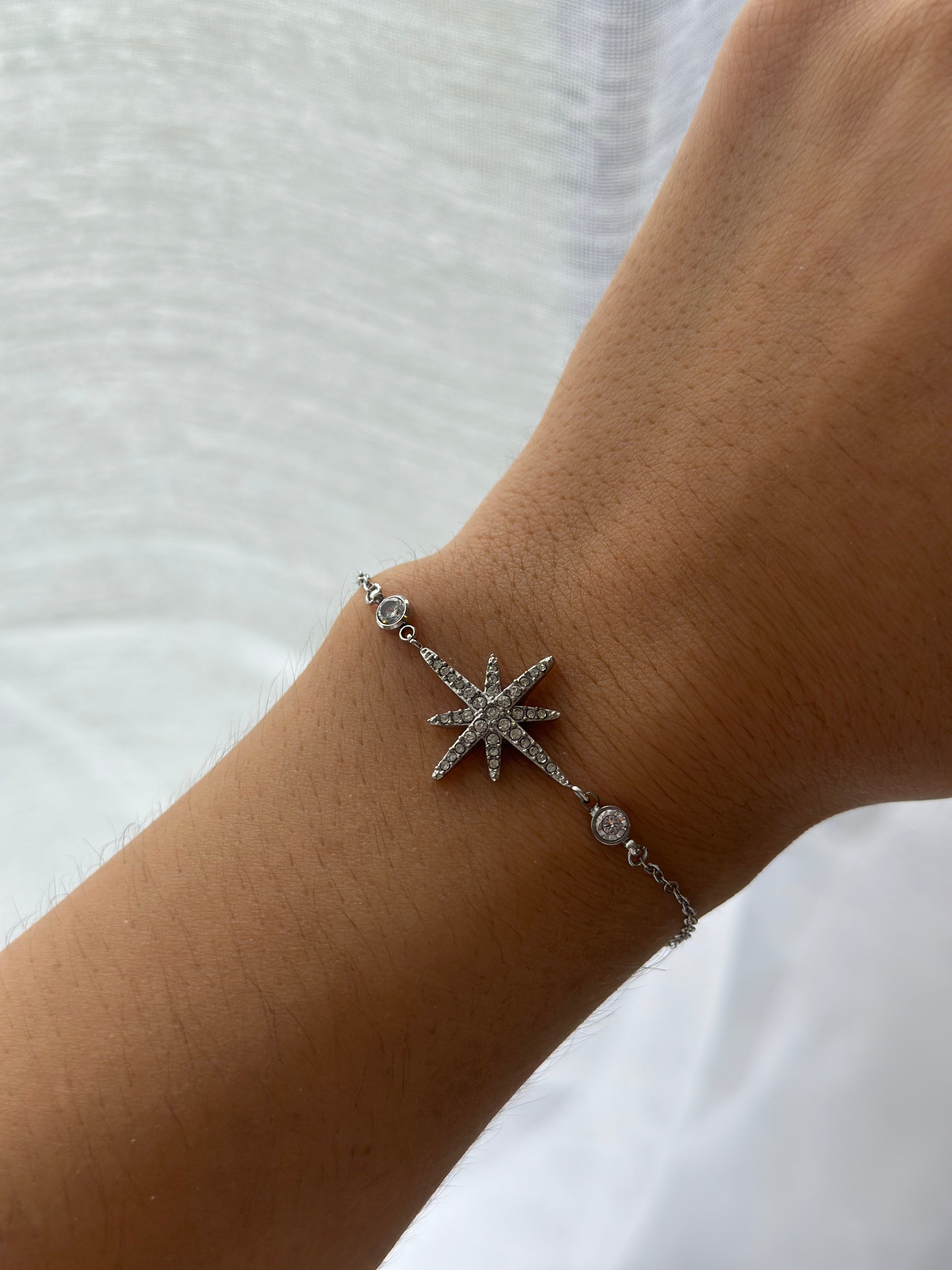 Bracelet June